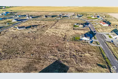 5406 W 19650 N, Plymouth, UT 84330 - Photo 46