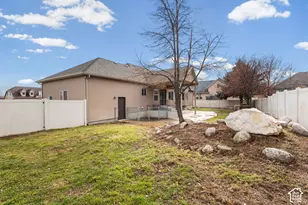 12472 S Freedom Way W, Herriman, UT 84096 - Photo 38