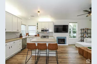 4332 W Pentenwell Ln, South Jordan, UT 84009 - Photo 10
