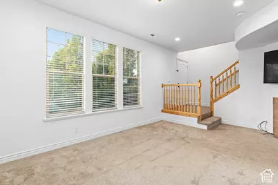 2092 W Crescent Way, Mapleton, UT 84664 - Photo 4
