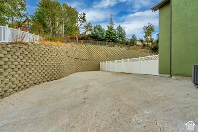 6501 S Canyon Crest Dr, Holladay, UT 84121 - Photo 18