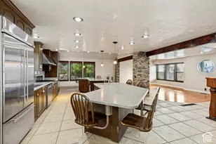 6501 S Canyon Crest Dr, Holladay, UT 84121 - Photo 26