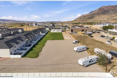 235 W 900 N #35, Nephi, UT 84648 - Photo 32