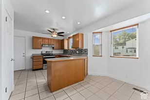 2942 S Audrey St W, West Valley, UT 84128 - Photo 14