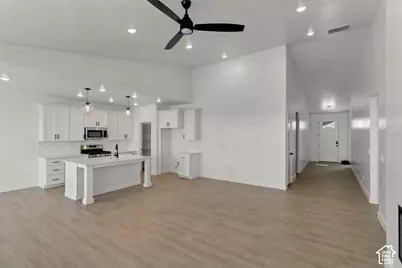 205 E 690 N, Providence, UT 84332 - Photo 24