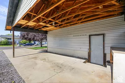 621 S 1000 W, Orem, UT 84058 - Photo 32