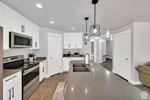 4923 W Pillar Dr, Riverton, UT 84096 - Photo 8