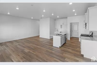 759 W 725 N, Smithfield, UT 84335 - Photo 6