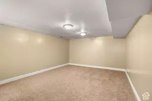 5577 S 100 E, Washington Terrace, UT 84405 - Photo 28