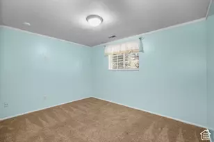 5577 S 100 E, Washington Terrace, UT 84405 - Photo 24