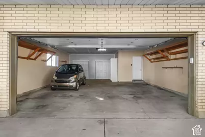 5577 S 100 E, Washington Terrace, UT 84405 - Photo 40