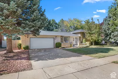 5577 S 100 E, Washington Terrace, UT 84405 - Photo 2
