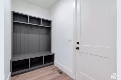 196 W Summerhill Ln N #126, Centerville, UT 84014 - Photo 20