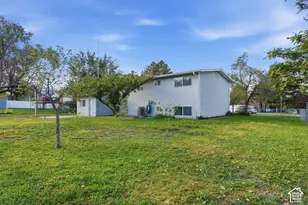 1127 E Electra Ln S, Sandy, UT 84094 - Photo 24