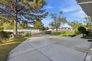 1127 E Electra Ln S, Sandy, UT 84094 - Photo 22