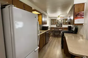 4592 S Monte Vista Dr W, Taylorsville, UT 84123 - Photo 8