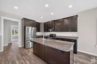 853 N Sheridan Dr, Spanish Fork, UT 84660 - Photo 18