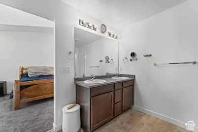 2458 W Townhouse Dr, Mapleton, UT 84664 - Photo 18