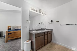 2458 W Townhouse Dr, Mapleton, UT 84664 - Photo 18