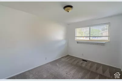 8613 S Vaquero Dr E, Sandy, UT 84094 - Photo 14