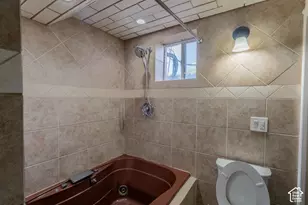 8613 S Vaquero Dr E, Sandy, UT 84094 - Photo 30