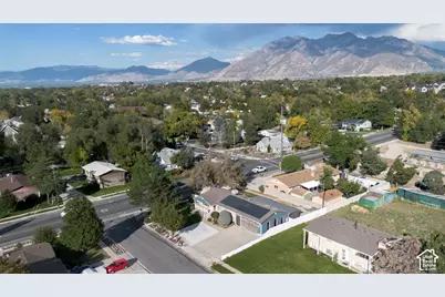 8613 S Vaquero Dr E, Sandy, UT 84094 - Photo 42