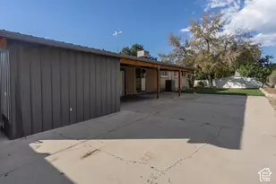 8613 S Vaquero Dr E, Sandy, UT 84094 - Photo 38