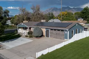 8613 S Vaquero Dr E, Sandy, UT 84094 - Photo 40