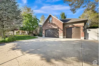 5008 W Pine Laurel Ln S, West Jordan, UT 84081 - Photo 2