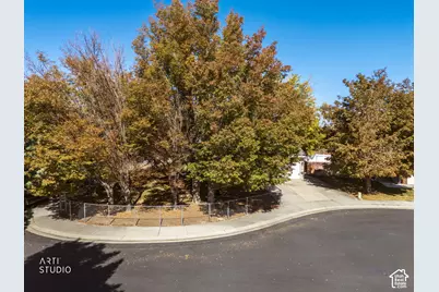 4890 W Calyx Cir S, West Jordan, UT 84084 - Photo 32