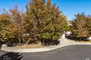 4890 W Calyx Cir S, West Jordan, UT 84084 - Photo 32