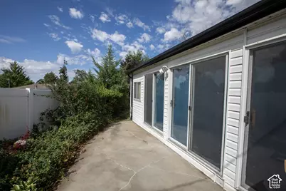 644 E Crestwood Cir N, Bountiful, UT 84010 - Photo 22