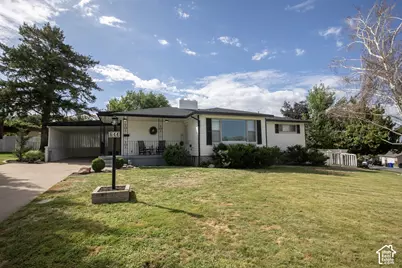 644 E Crestwood Cir N, Bountiful, UT 84010 - Photo 2