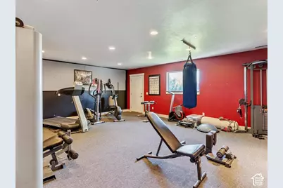 922 S 1760 W, Syracuse, UT 84075 - Photo 46