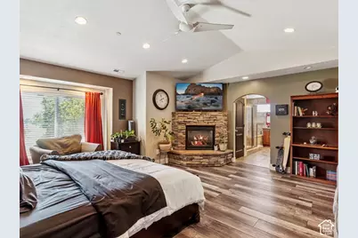 922 S 1760 W, Syracuse, UT 84075 - Photo 26
