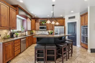 922 S 1760 W, Syracuse, UT 84075 - Photo 14