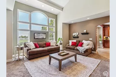 922 S 1760 W, Syracuse, UT 84075 - Photo 10