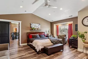 922 S 1760 W, Syracuse, UT 84075 - Photo 24