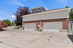 922 S 1760 W, Syracuse, UT 84075 - Photo 4