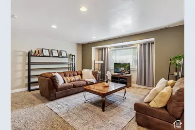 922 S 1760 W, Syracuse, UT 84075 - Photo 36