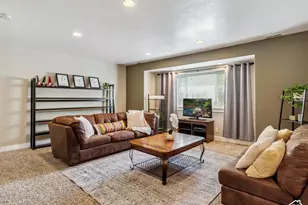 922 S 1760 W, Syracuse, UT 84075 - Photo 36