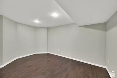 7283 N Adobe Ln, Lake Point, UT 84074 - Photo 38