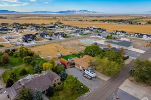7283 N Adobe Ln, Lake Point, UT 84074 - Photo 6