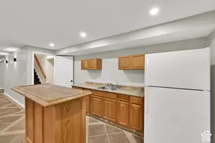 7283 N Adobe Ln, Lake Point, UT 84074 - Photo 32