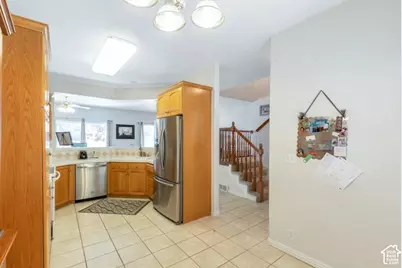 27 N 340 W, Orem, UT 84057 - Photo 6