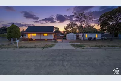 642 W 25th St, Ogden, UT 84401 - Photo 2