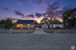 642 W 25th St, Ogden, UT 84401 - Photo 2