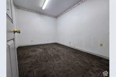 395 S Vernal Ave, Vernal, UT 84078 - Photo 14