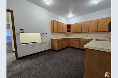 395 S Vernal Ave, Vernal, UT 84078 - Photo 12