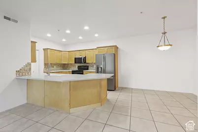 4985 S Kiska Ln #206, Holladay, UT 84117 - Photo 6